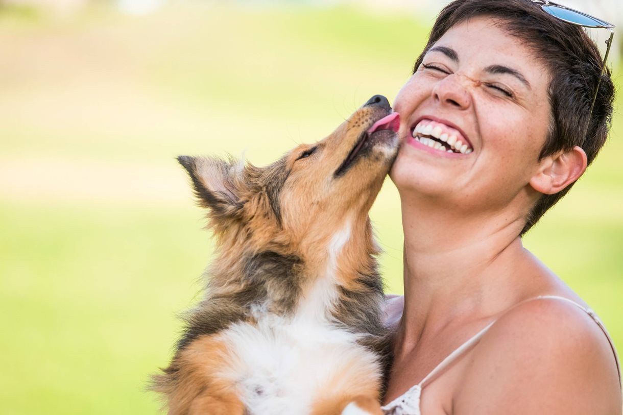 Beyond the clubhouse are plenty of spaces for four-legged family members to enjoy Handsmill's lake life