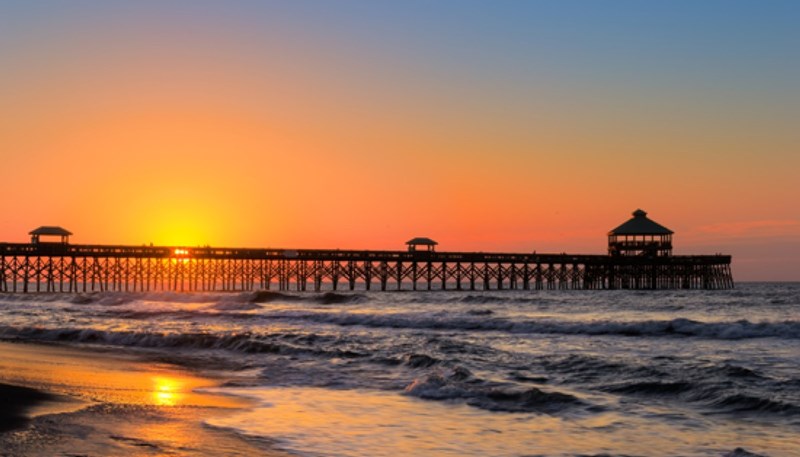 45 minutes to the shores of Folly Beach and Isle of Palms
