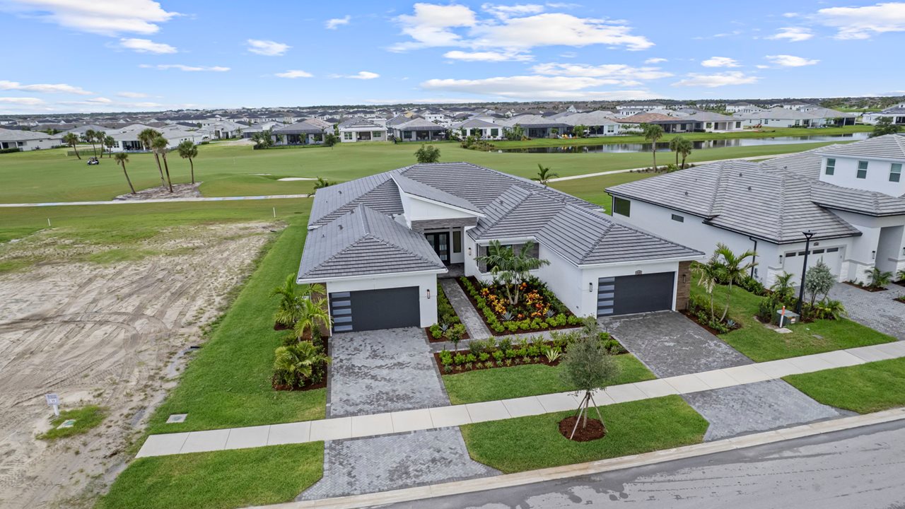 9187 SW Shinnecock Drive | Move In Ready