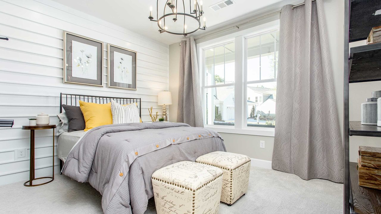 secondary bedroom of fir model