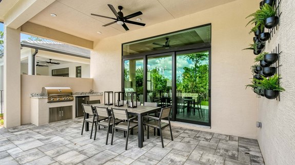 Madison Model | Lanai