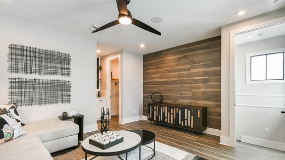 Madison Model | Bonus Room