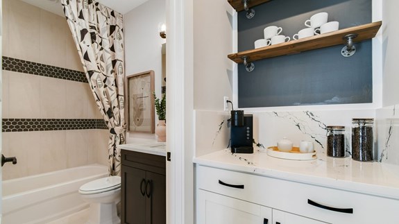 Madison Model | Bonus Room Bathroom