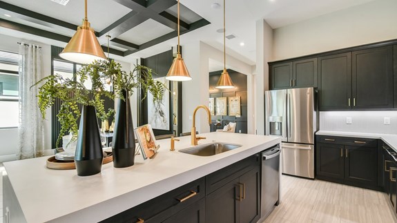 Madison Model | Island Kitchen 