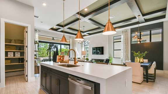 Madison Model | Island Kitchen 