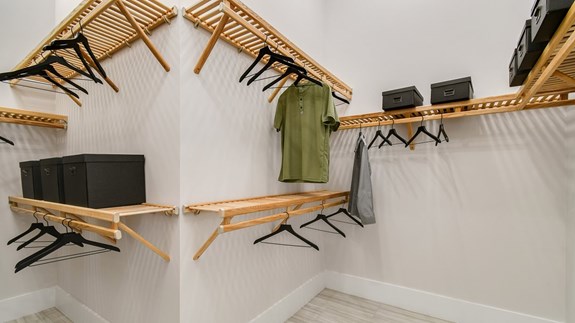 Madison Model | Owner's Walk-In Closet